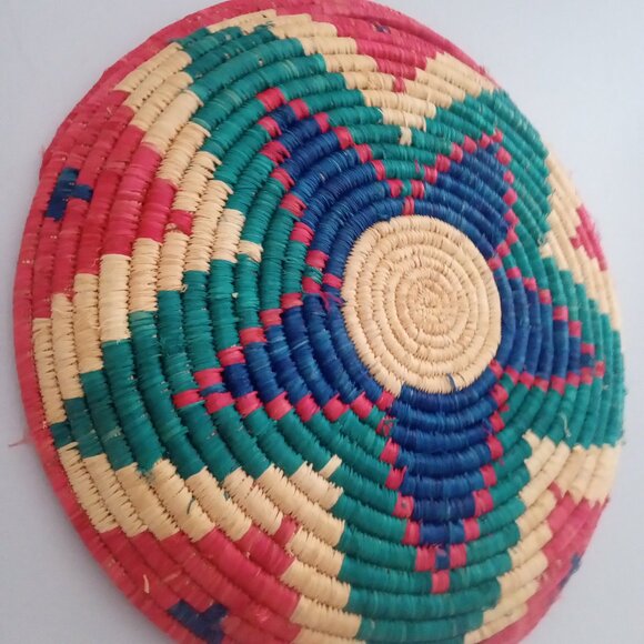 Handwoven African Basket - Picture 3 of 6